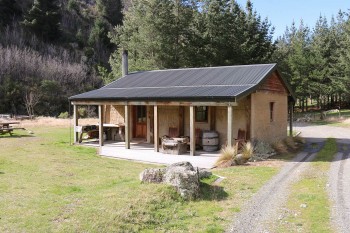 restored cob cottage off the mapp shearers quarters, restored-cob-cottage-off-the-mapp-shearers-quarters.jpg