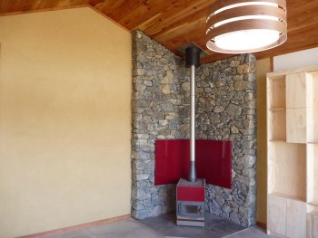 Natural Earthen Plasters Feature Walls