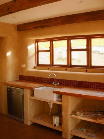 natural earthen plaster on strawbale walls, natural-earthen-plaster-on-strawbale-walls.jpg