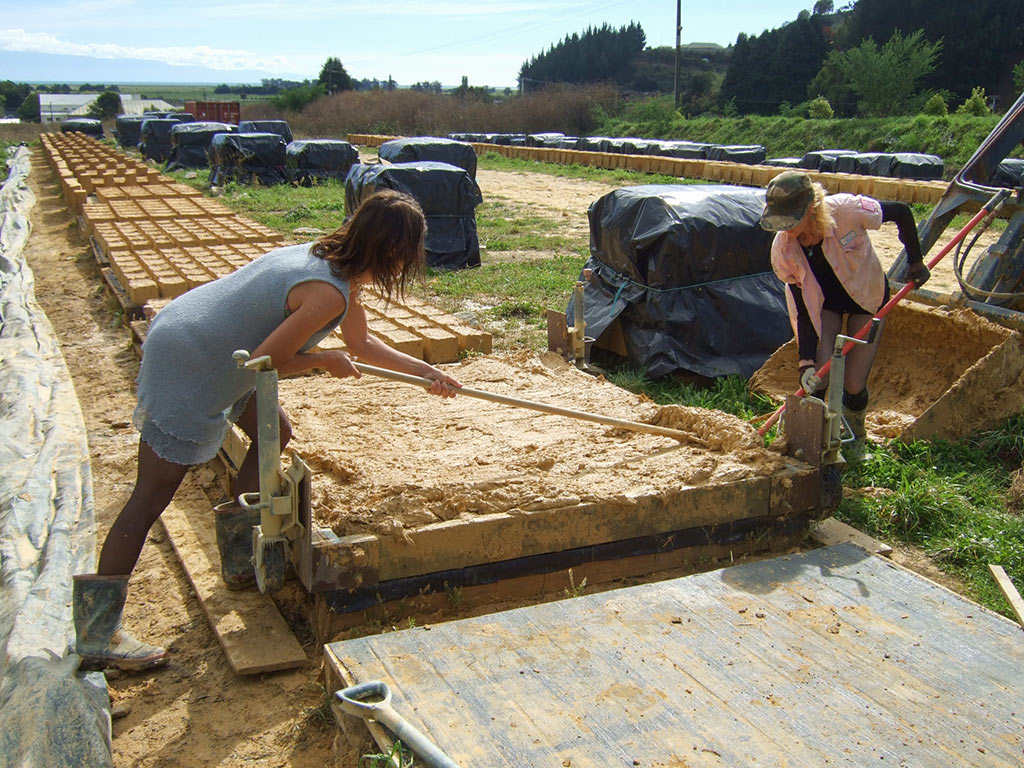 adobe brick manufacture mud brick